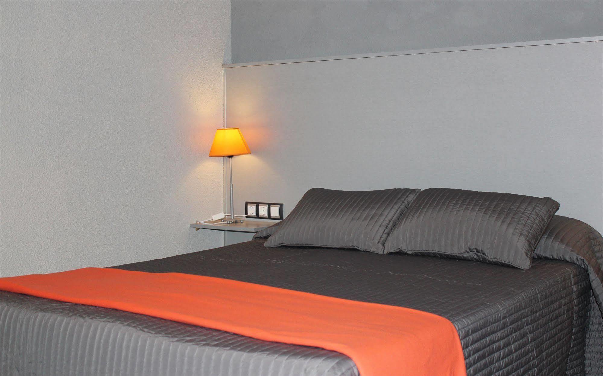 Hotel La Paz ウベダ エクステリア 写真